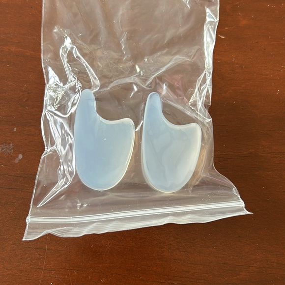 NEW Bunheads Ballet Pointe Shoe Gel Toe Spacers - Picture 2 of 3